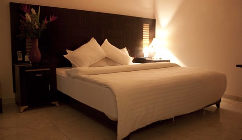 Deluxe Double Room Single Use