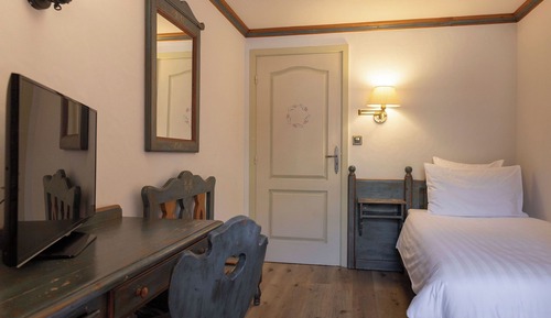Single Room