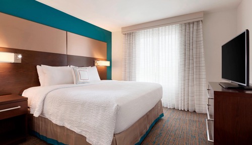 Suite, 1 Bedroom (Mobility/Hearing Accessible, Tub)