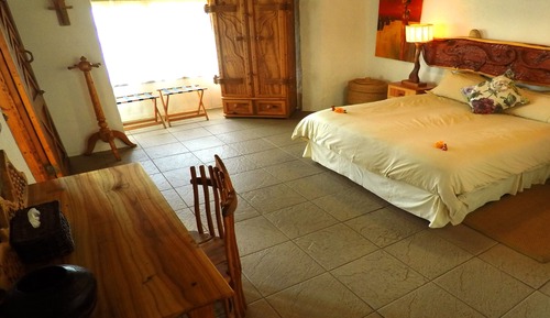 Garden View Suite 