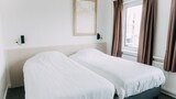 Standard Single Room, Shared Bathroom