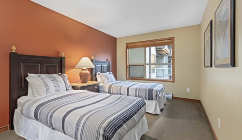 Condo, 2 Bedrooms (# 339)