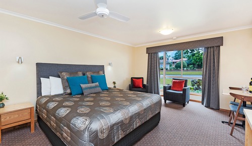 Superior King Room