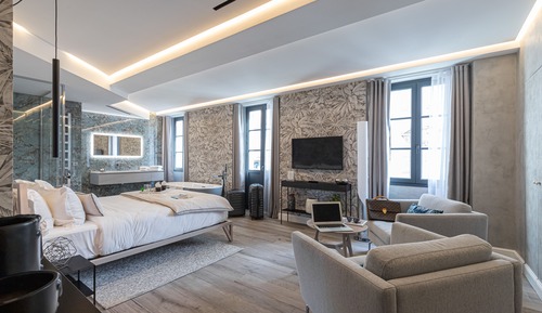 Superior Suite