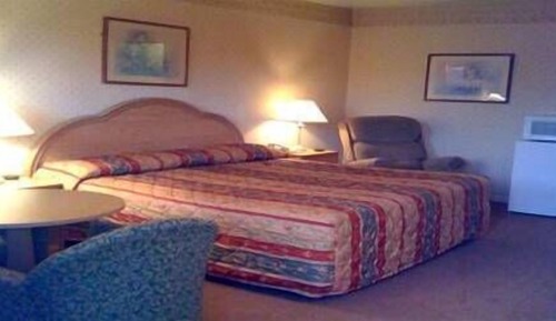 Standard Room, 1 King Bed, Non Smoking