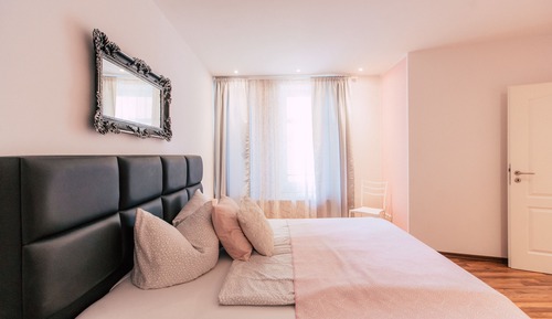Junior Apartment