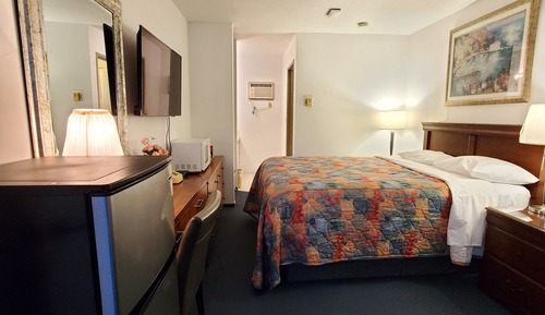 Queen Room