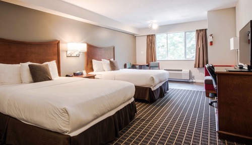 Deluxe Room, 2 Queen Beds, Kitchenette