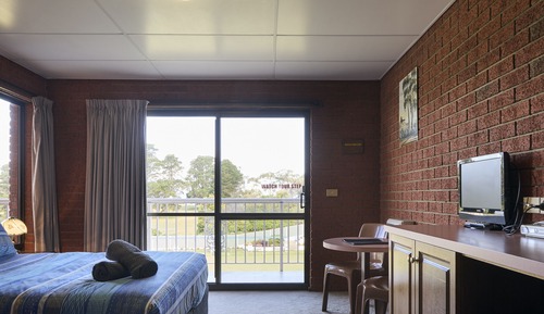 Family Room, Balcony (Standard Room - Family 3)