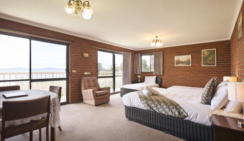 Family Room, Balcony (Spa Room - Family 4)