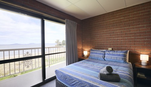 Family Room, Balcony (Water View - Family 4)