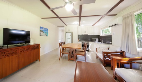 Beachfront Villa - 5 pax