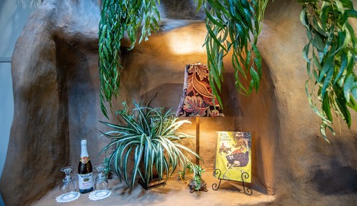 Family Room (Swiss Family Robinson I)