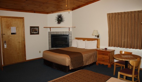 Condo, 2 Bedrooms