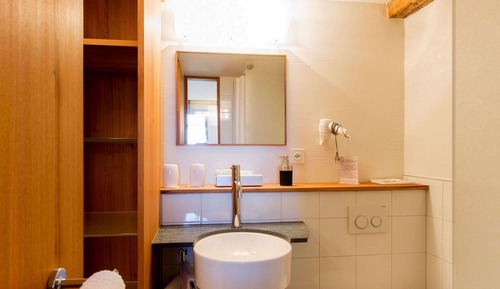 Single Room, Lake View