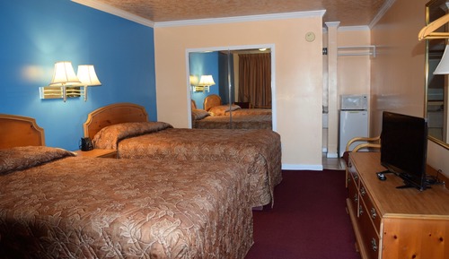 Standard Room, 2 Double Beds, Non Smoking