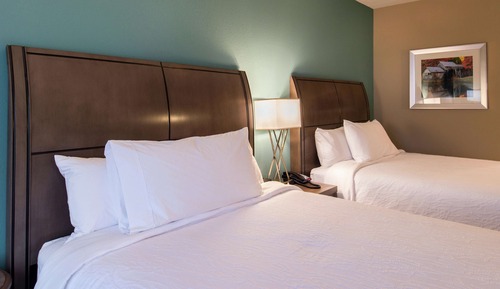 Room, 2 Queen Beds, Accessible, Non Smoking (Hearing Impaired)