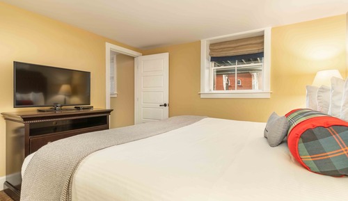 King Room with Balcony