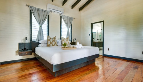 2 bedroom Beachfront Suite