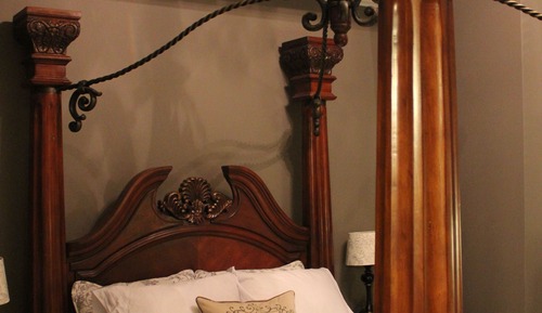 The "Midnight In Paris" Suite