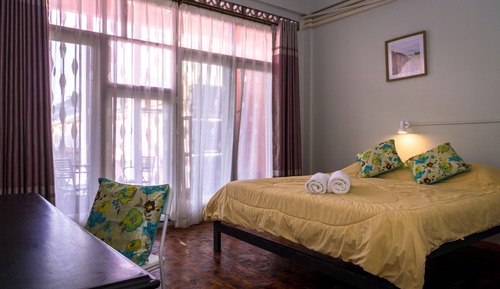 Deluxe Room, 1 King Bed, Balcony