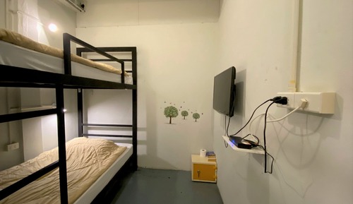 Standard Twin Room, Non Smoking, Private Bathroom