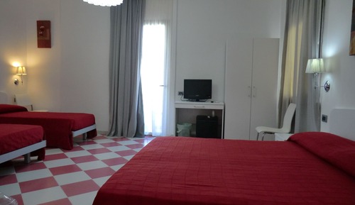 Quadruple Room, Ensuite, Garden View
