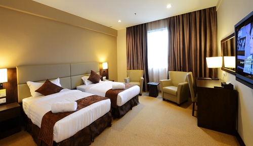 Executive Room, 2 Twin Beds, Non Smoking, City View