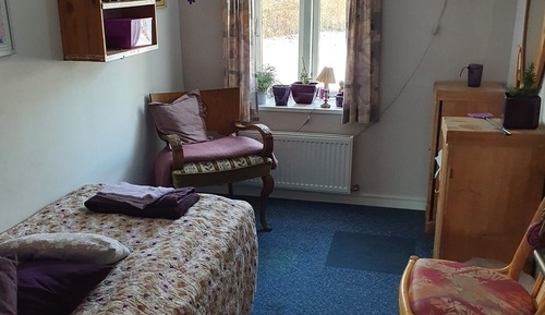 Single Room, Shared Bathroom