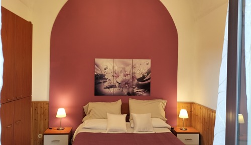 Economy Triple Room