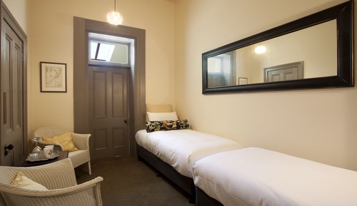 Deluxe Standard Twin