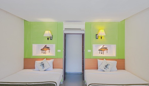 Superior Twin Room, Garden View