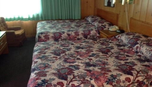 Triple Room, Multiple Beds