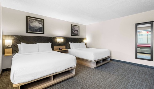 Standard Room, 2 Queen Bed, Accessible, Non Smoking
