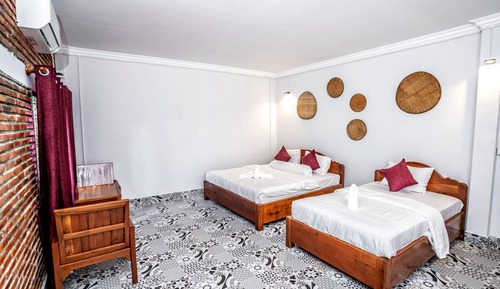Basic Twin Room