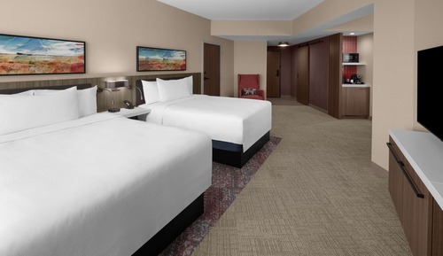Room, 2 Queen Beds, Accessible (Roll-In Shower)