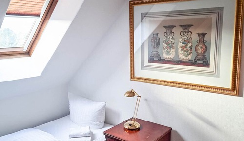 Comfort Single Room