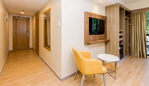 Premier Room, 2 Double Beds, Non Smoking