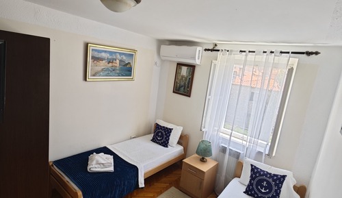 Standard Twin Room, City View