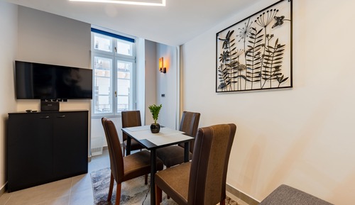 Gallery Apartment