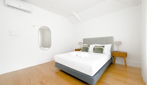 Apartment B 5