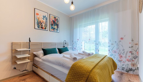 Apartment (3 C)