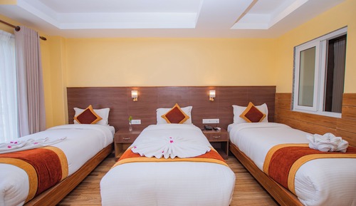 Triple Room