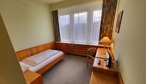 Classic Single Room