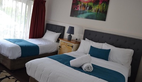 Deluxe Double or Twin Room