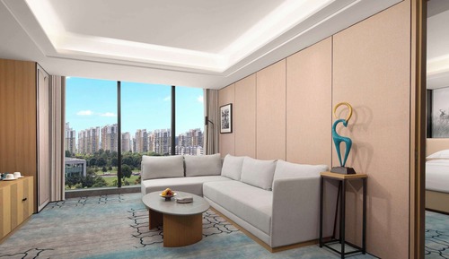 Superior Suite, 1 King Bed, Business Lounge Access