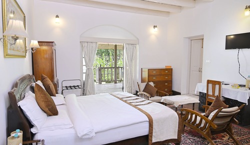 Exclusive Double Room, 1 King Bed, Garden View, Mountainside