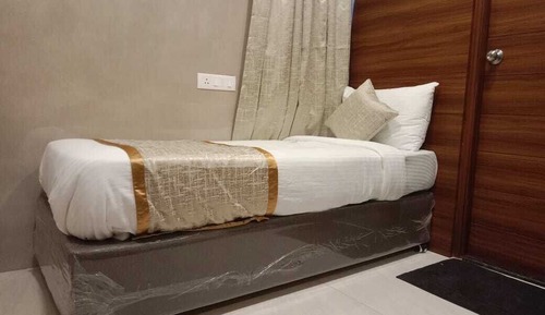 Basic Single Room