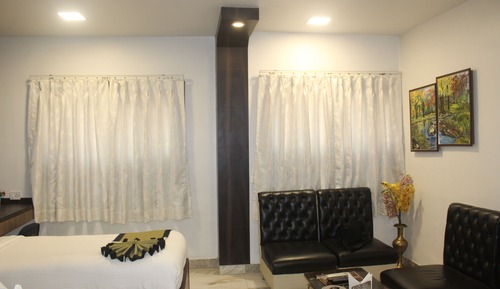 Premium Suite