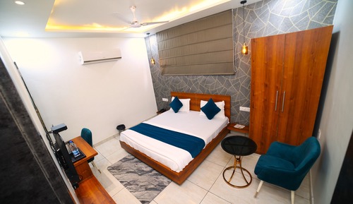 Super Deluxe Room